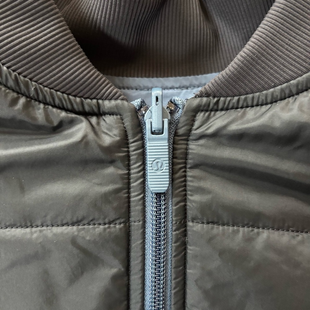 Lululemon Non-Stop Bomber *Reversible Iron Blue  Black Sz 8 EUC, $148 PrimaLoft - Picture 6 of 8